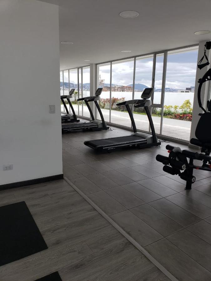 Hermoso Departamento, Centrico Y Tranquilo キト エクステリア 写真