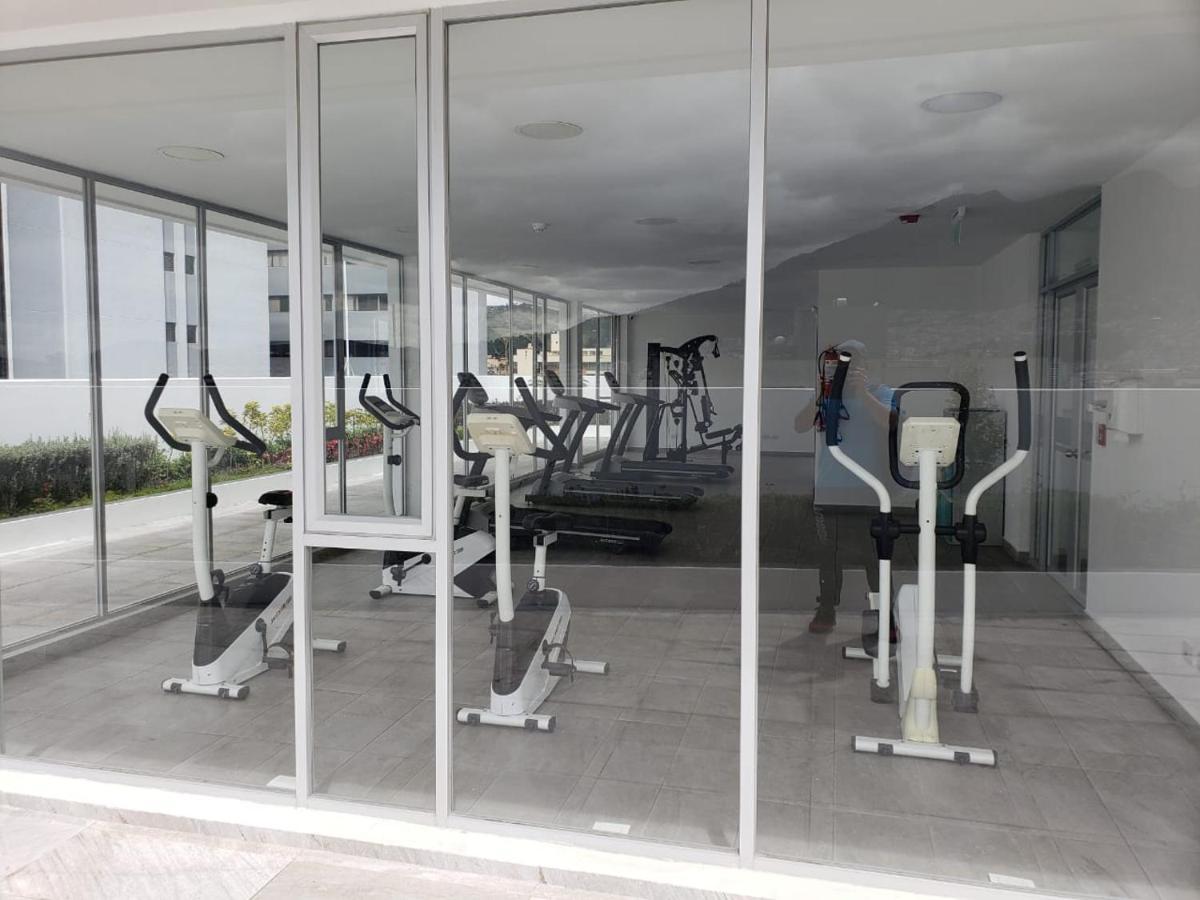Hermoso Departamento, Centrico Y Tranquilo キト エクステリア 写真